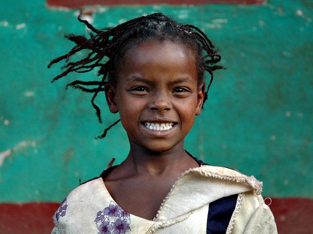 I had this cute girl pose for me in Konso.