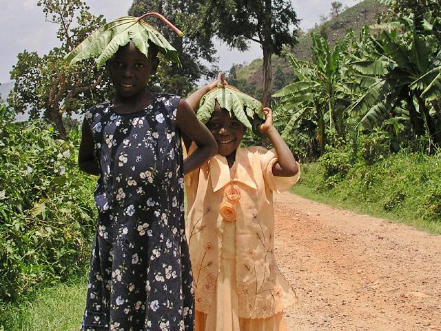 Ugandan kids in Nyakalengija - These kids made themselves creative sun shades.