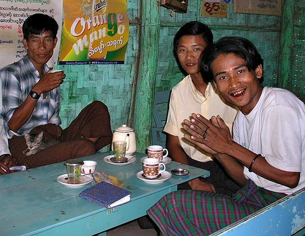 Having tea with my crazy bus driver on the way to Chauk.