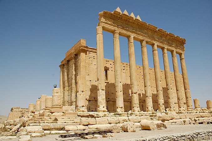 The amazing temple of Bel, king of the Babylonian gods.