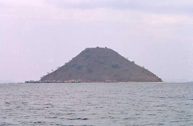It's not often that you have an island to yourself.  Our boat trip was so much fun that the whole group just moved the party to the Kanawa island.